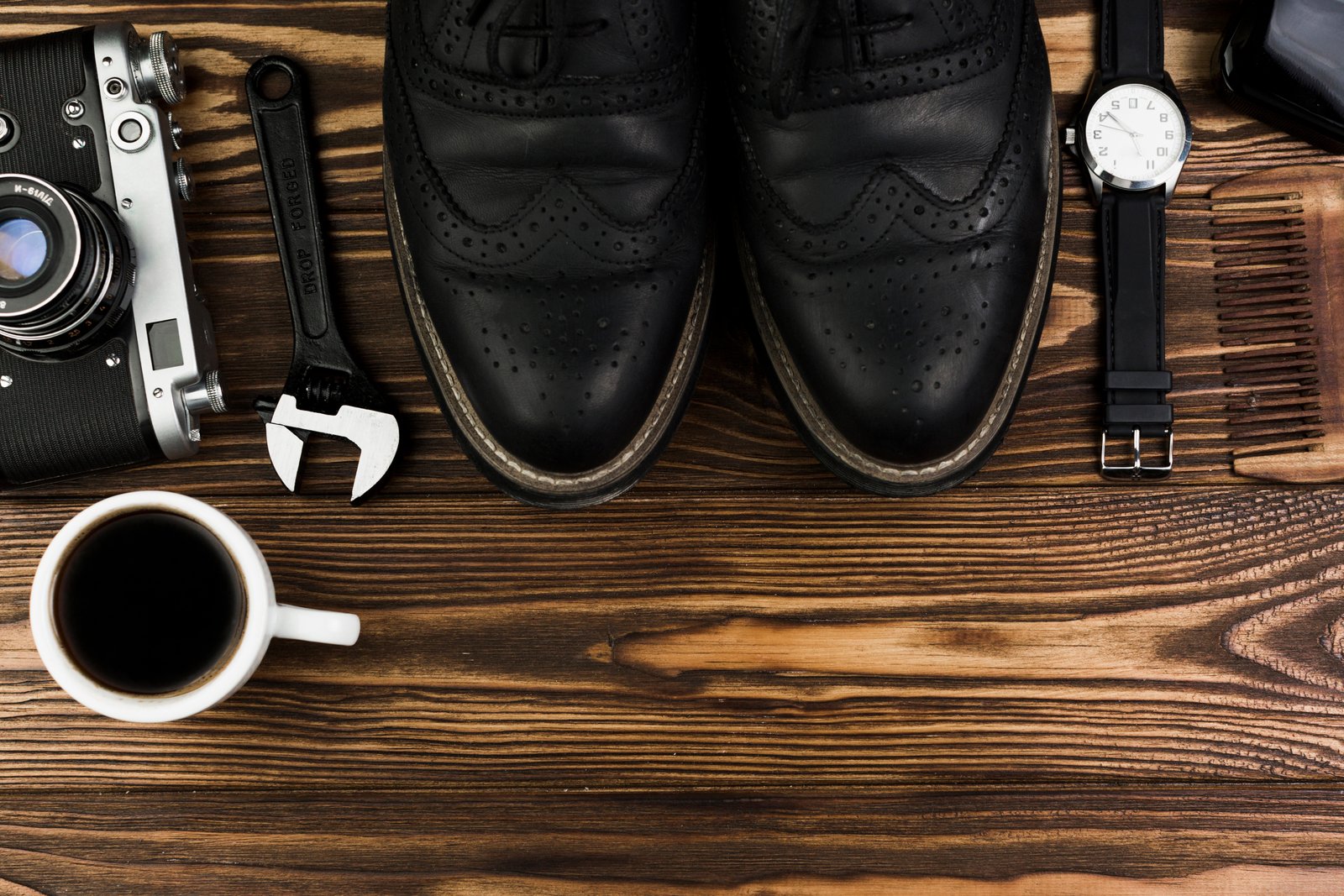 Festive Sale – Up to 50% Off on Men’s Footwear